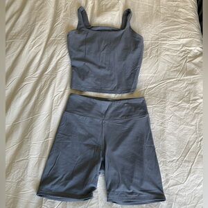 Gray Two-Piece Activewear Set women’s size large